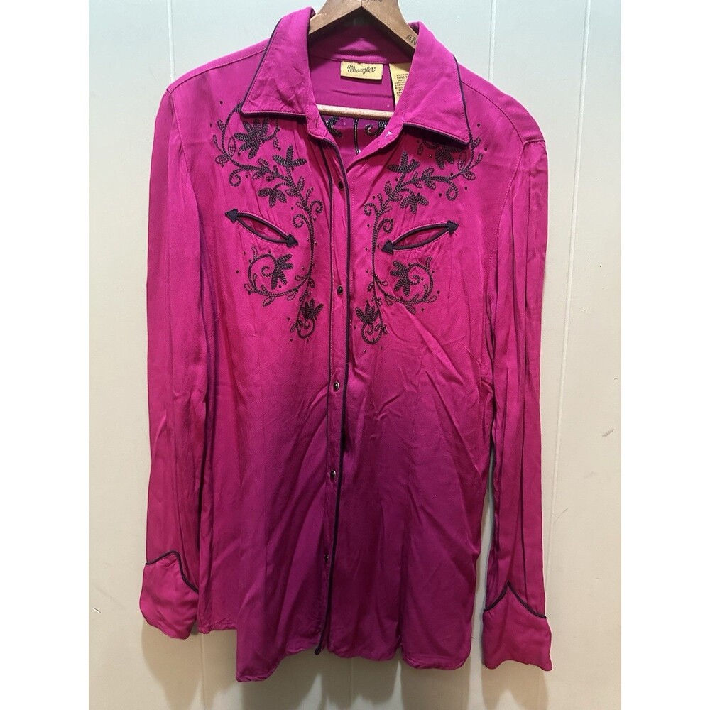 VTG Wrangler Pearl Snap Womens Med Pink Embroidered Black Beaded Western Rodeo